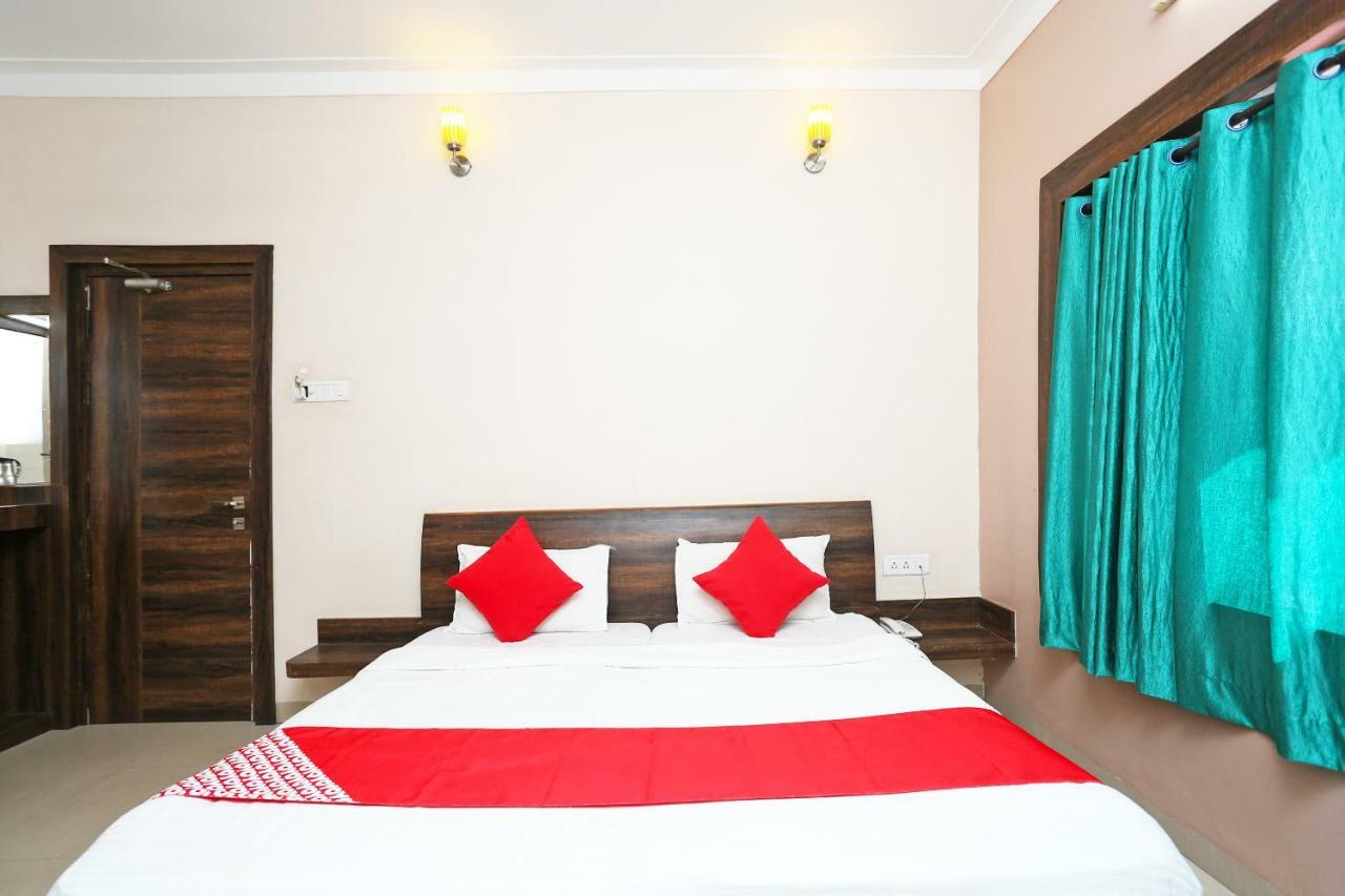 Oyo 29724 Hotel Kokila Resort Jabalpur Extérieur photo
